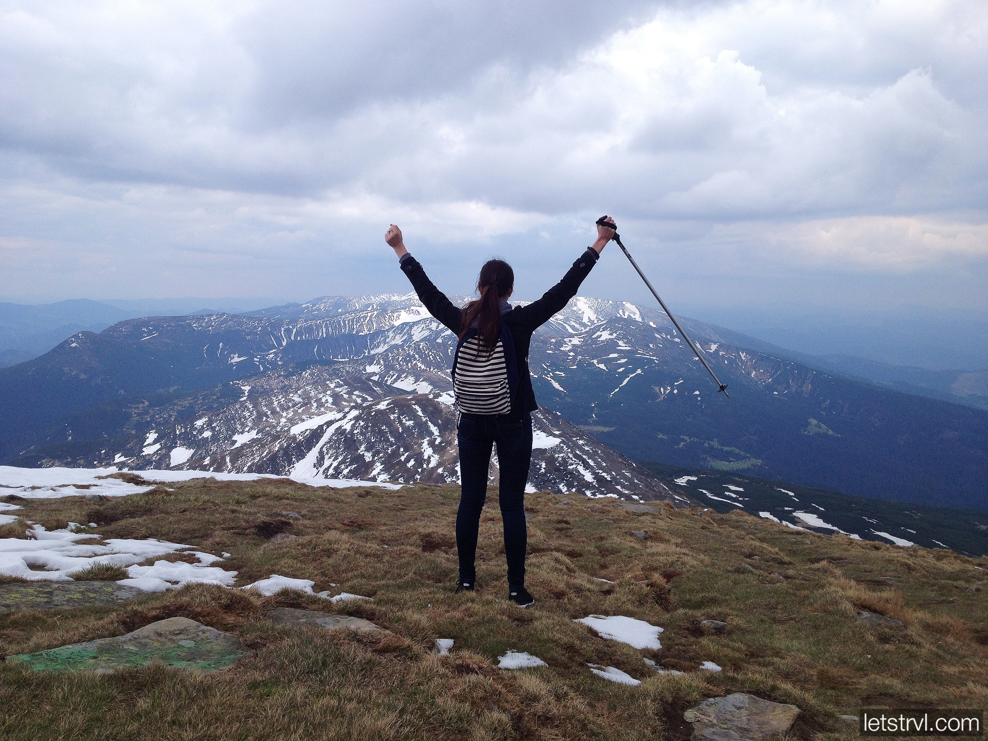 Вершина Говерлы в мае