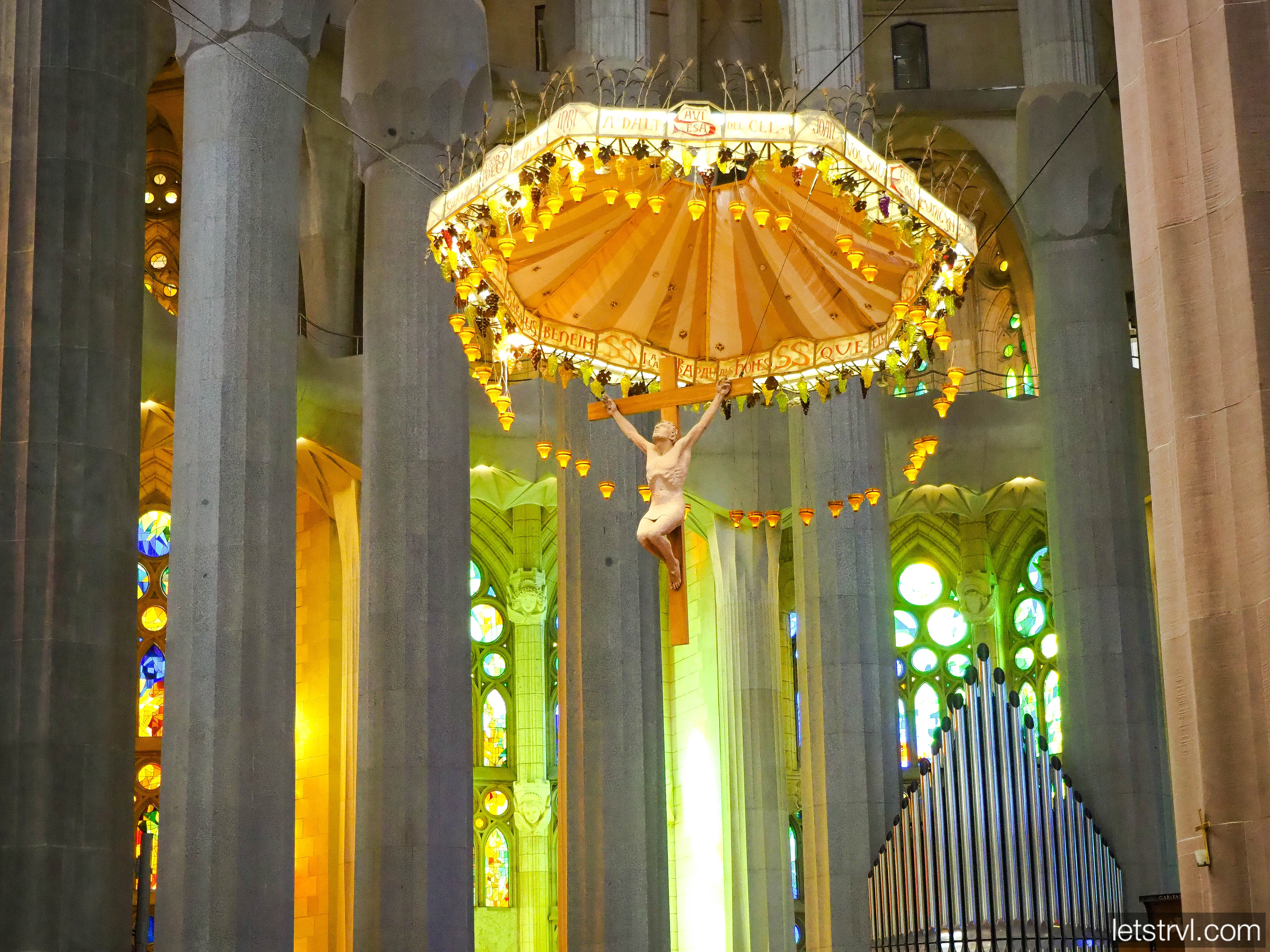 Алтарь Храма Святого Семейства