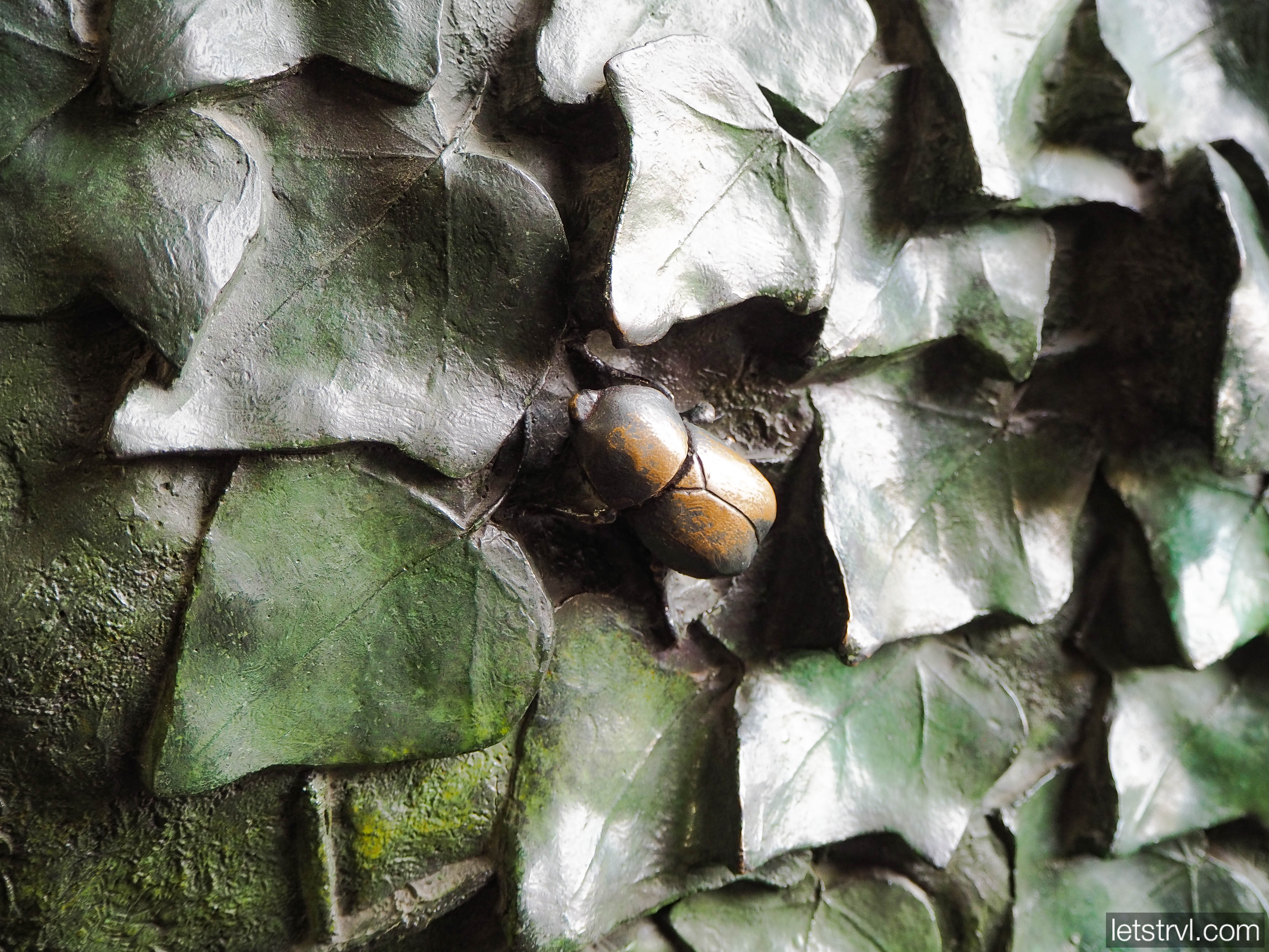 Двери храма Саграда Фамилия