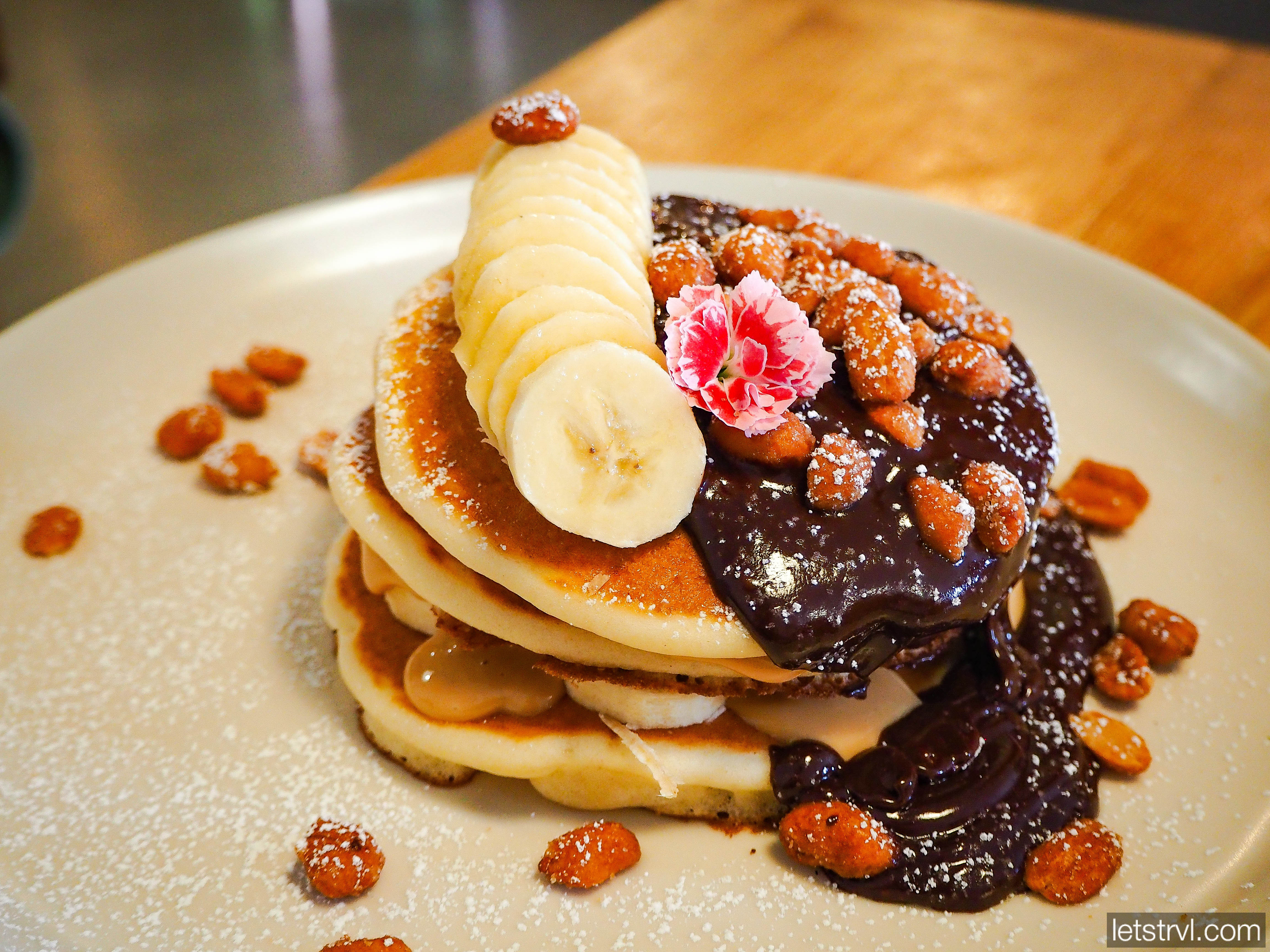 Красивые панкейки в кафе Лиссабона