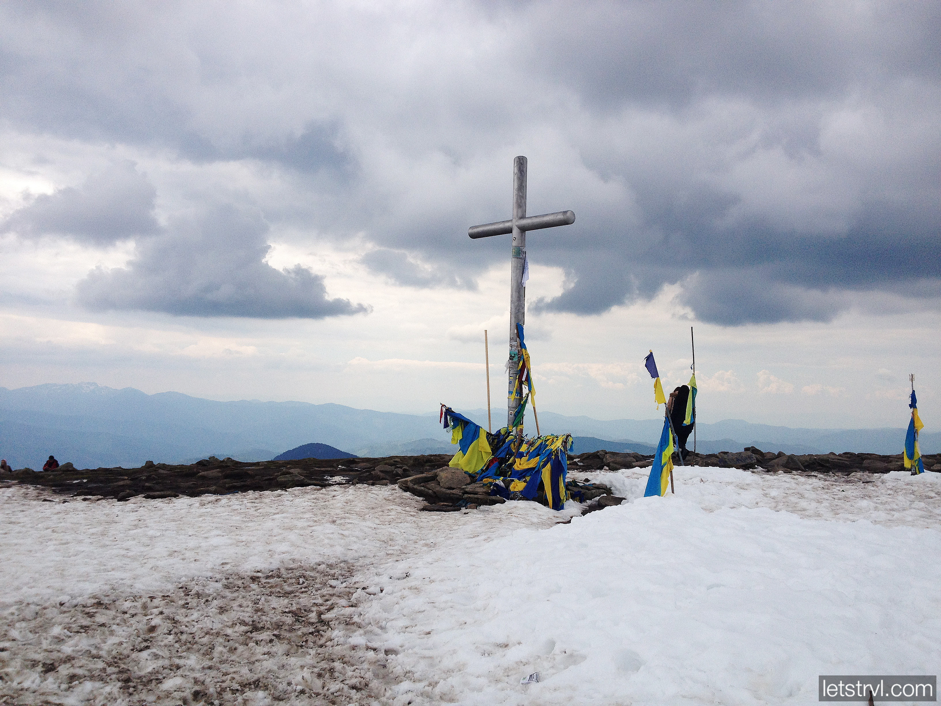 Крест на вершине Говерлы