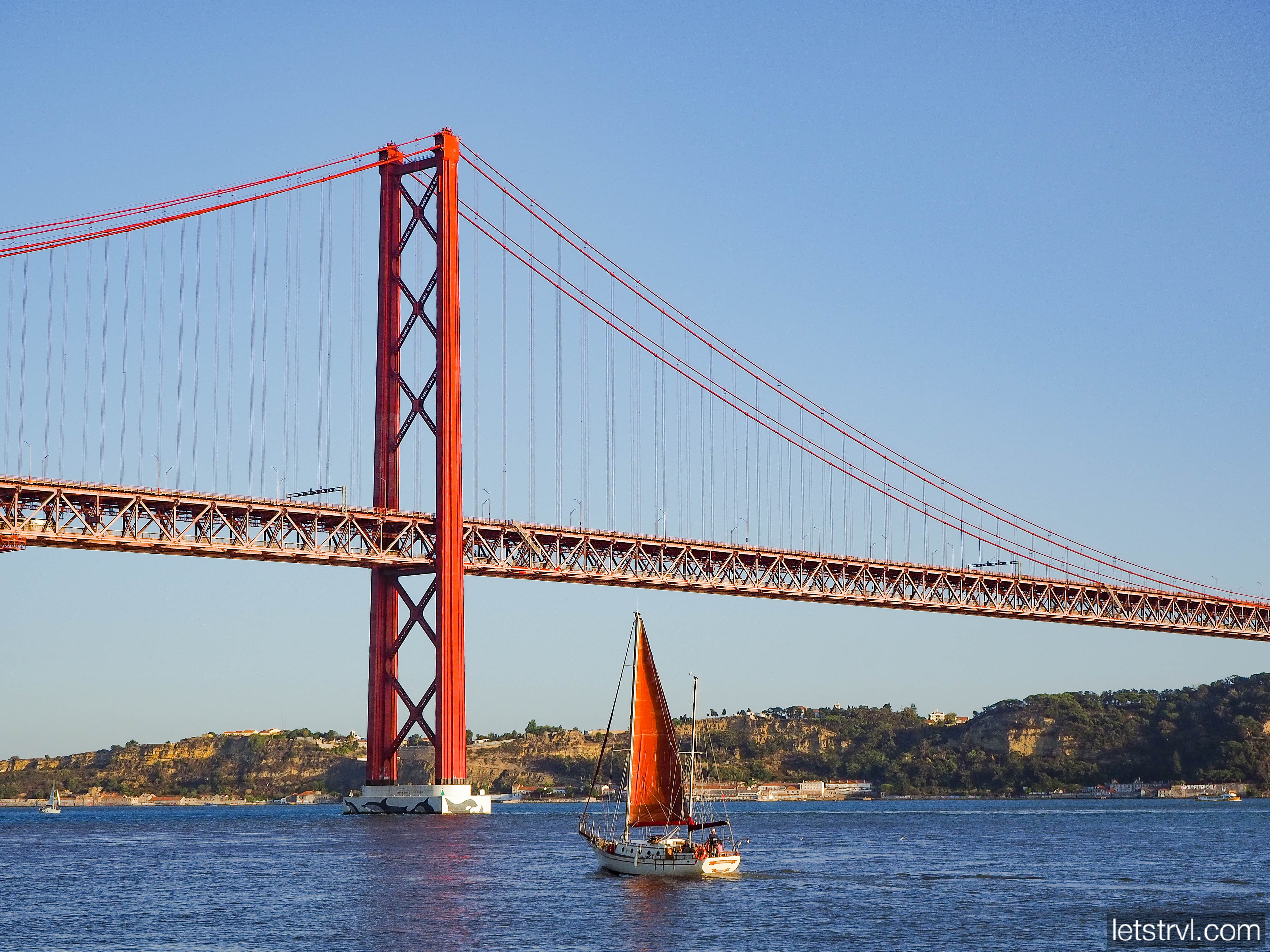 Мост 25 апреля