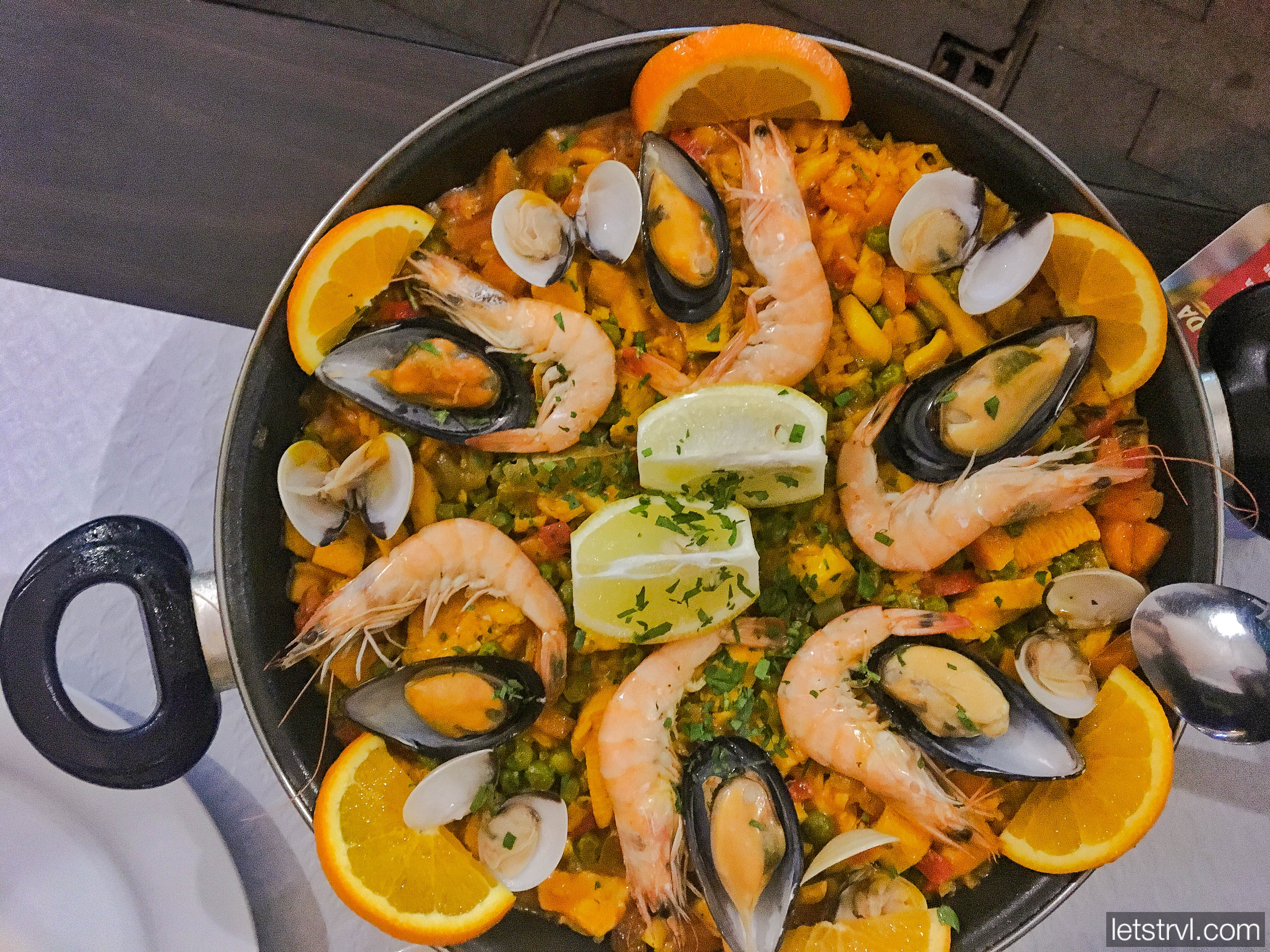 Паэлья на Тенерифе Paella mixta