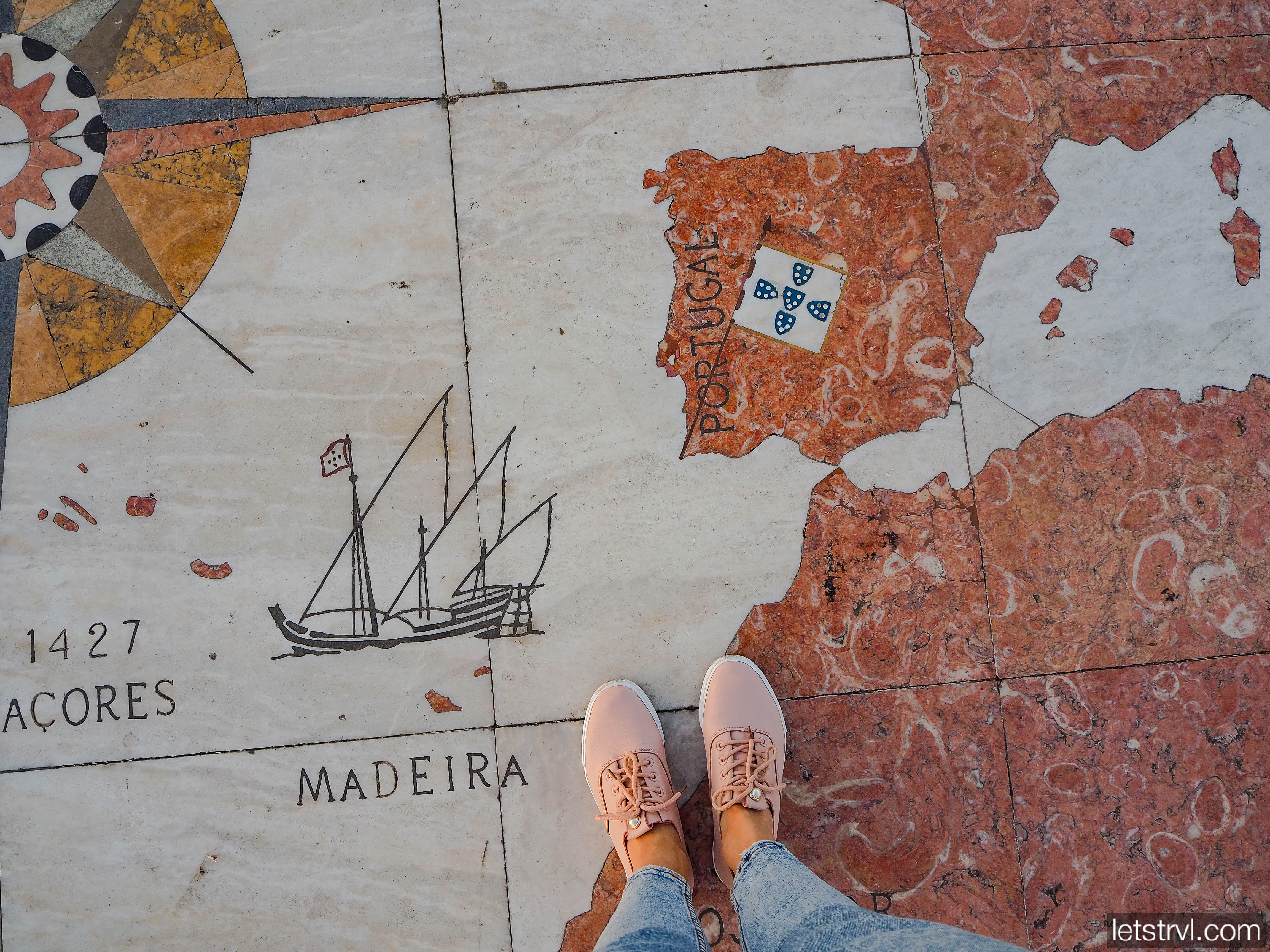 Площадь Rose Compass