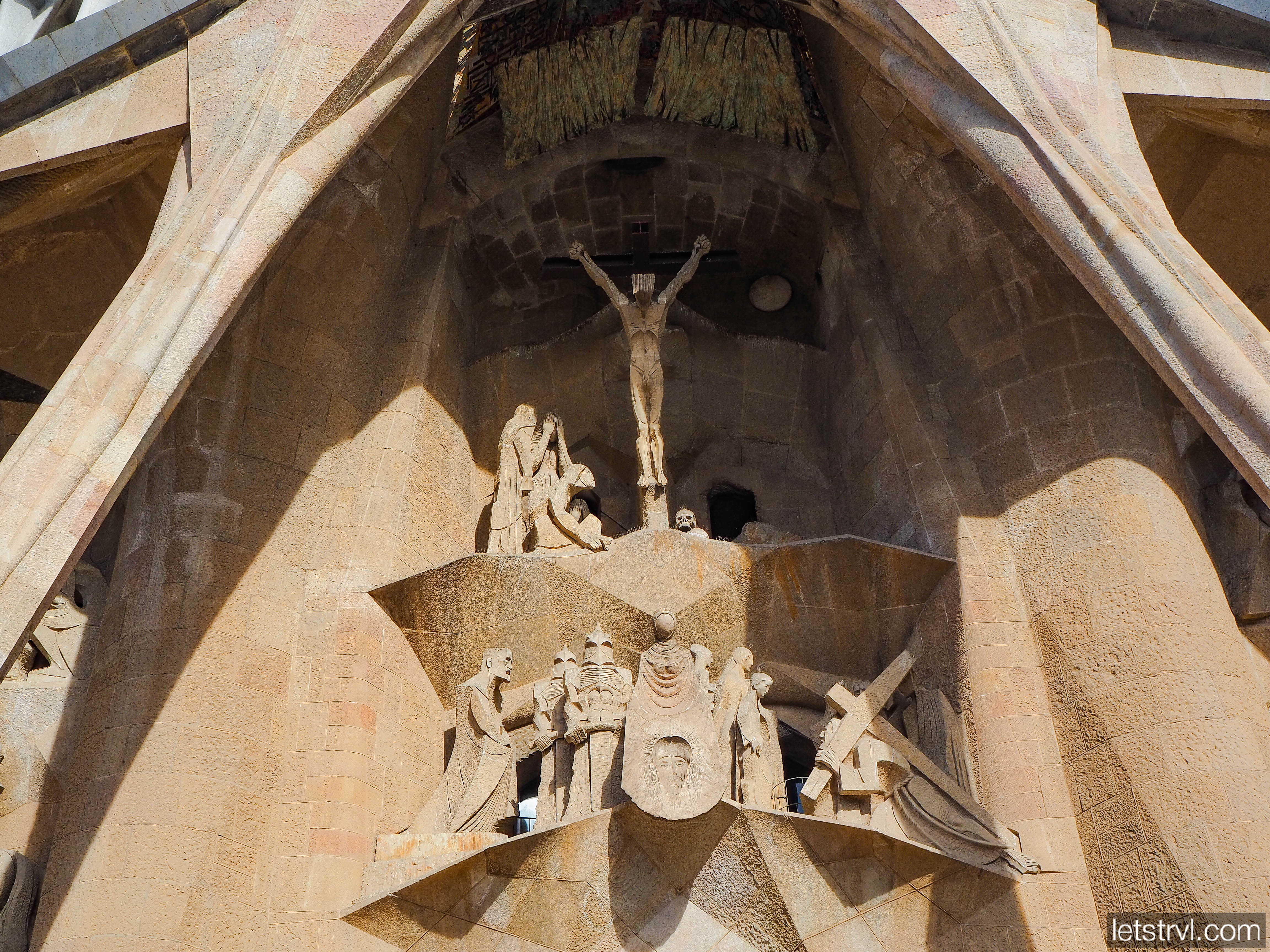 Фасад Страстей Храма Святого Семейства