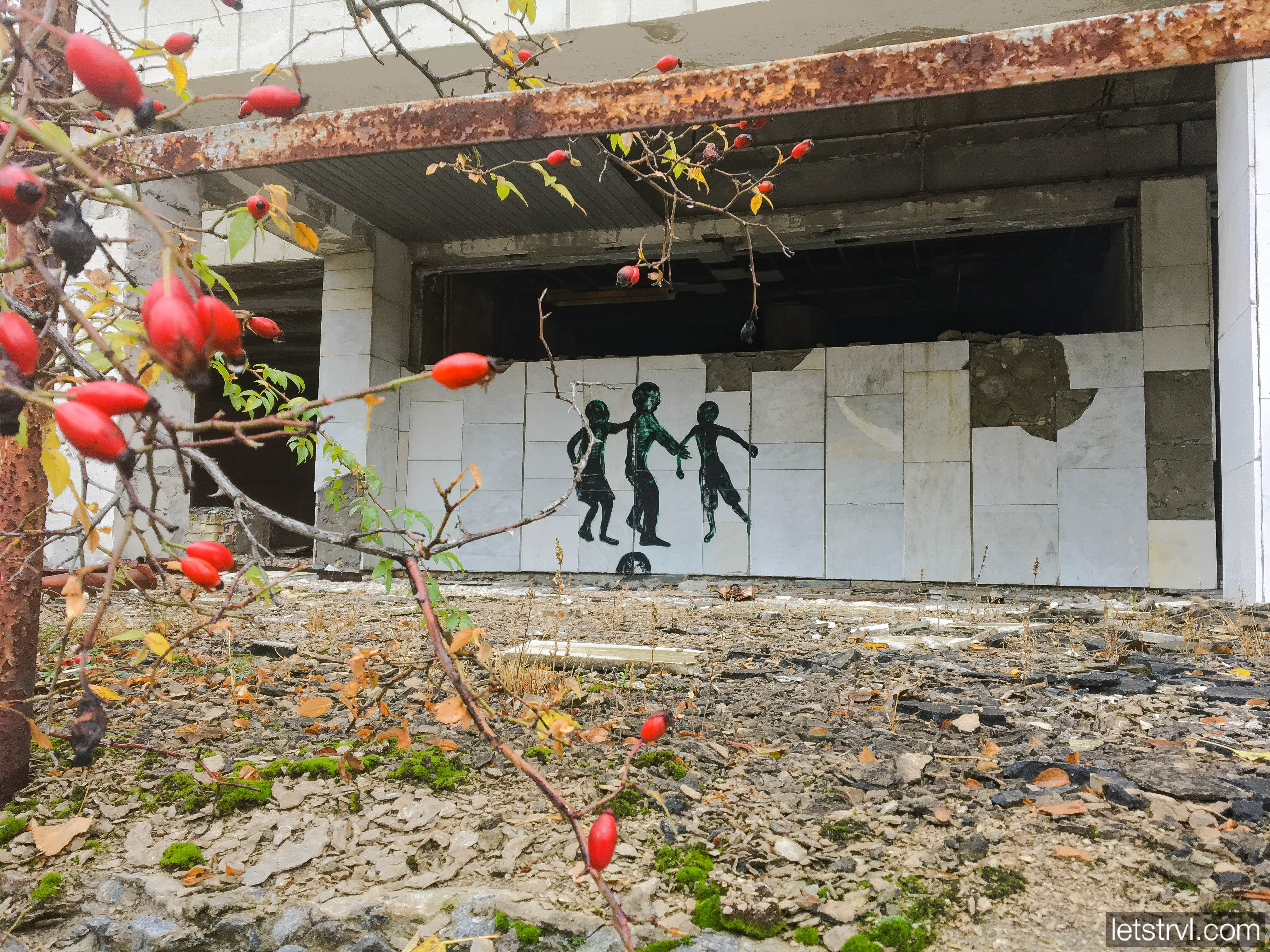 Фигуры детей в Припяти